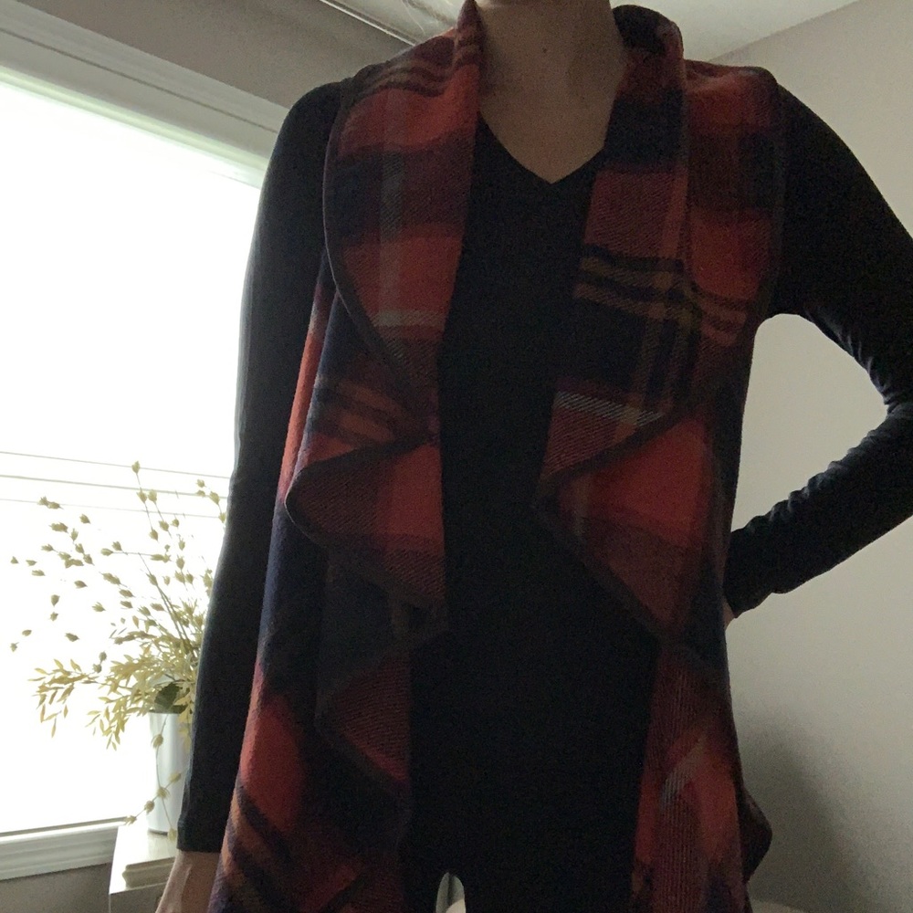 Altard state vest/sweater